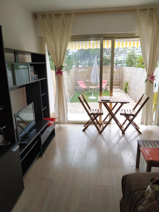 Studio Rez De Jardin Marina Baie Des Anges Villeneuve-Loubet Dış mekan fotoğraf