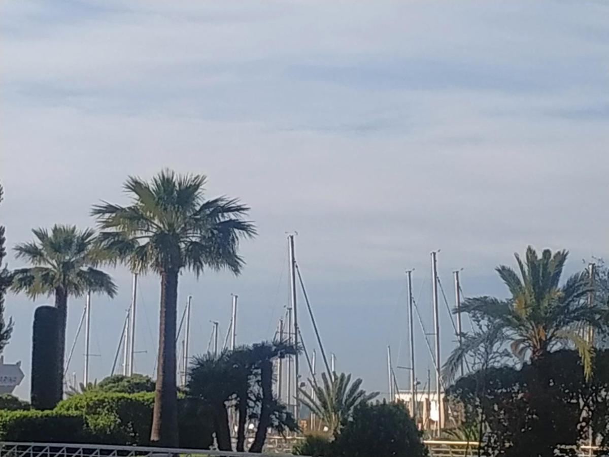 Studio Rez De Jardin Marina Baie Des Anges Villeneuve-Loubet Dış mekan fotoğraf