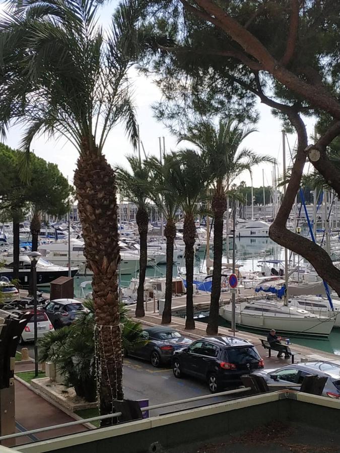 Studio Rez De Jardin Marina Baie Des Anges Villeneuve-Loubet Dış mekan fotoğraf