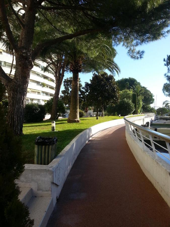 Studio Rez De Jardin Marina Baie Des Anges Villeneuve-Loubet Dış mekan fotoğraf